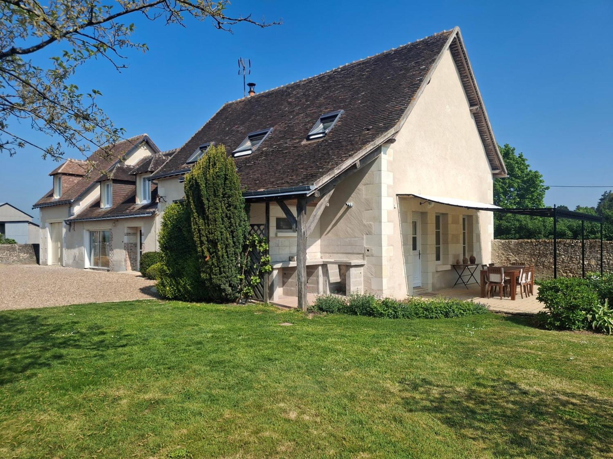 Les Jarrieres Bed & Breakfast Dame-Marie-les-Bois Exterior photo